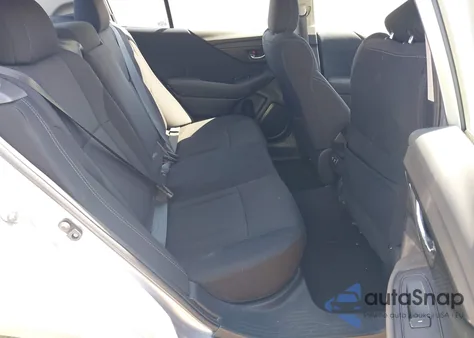 2021 Subaru Legacy Premium z USA, uszkodzony, nr VIN 4S3BWAD6XM3004573